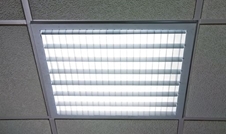 Brightline ST2X2-24DN-MG - Двухламповый потолочный светильник с вертикальным распространением светового потока, интерфейс DALI